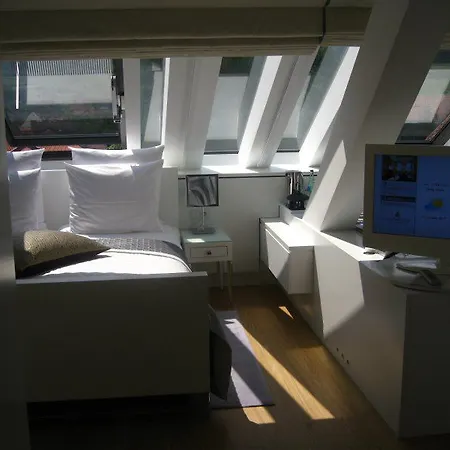 Ketschauer Hof 3*